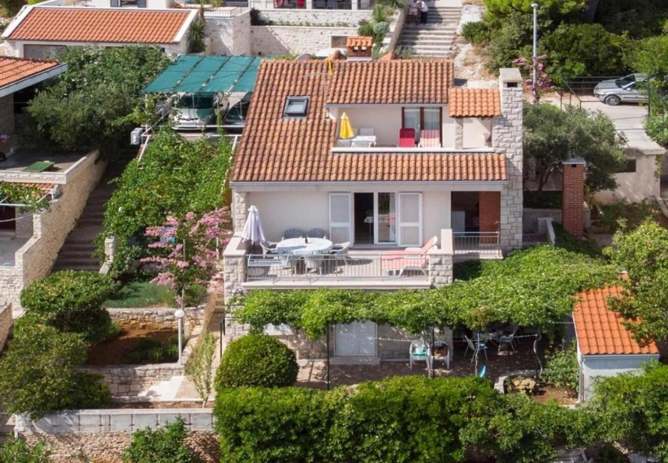 פוסטיר Apartments Damir - 80 M From Beach מראה חיצוני תמונה